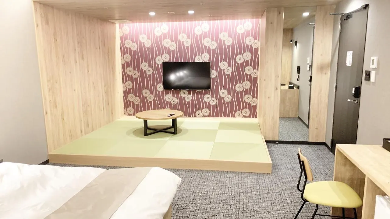 *** Hotel cápsula First Cabin Midosuji Namba Osaka Japón